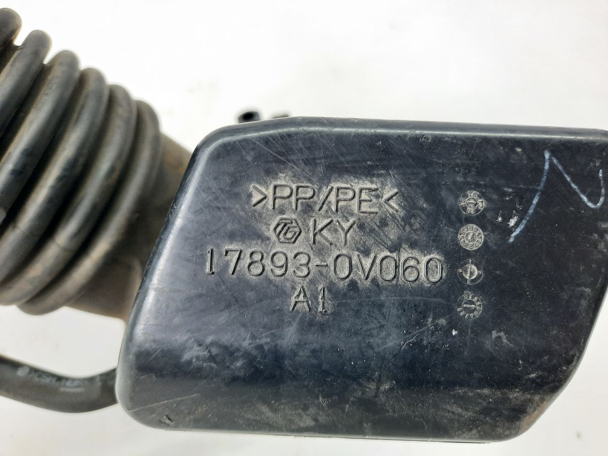 Camry Патрубок повітряного фільтра Toyota Camry 2012-2017 178810V070 Toyota Camry 4