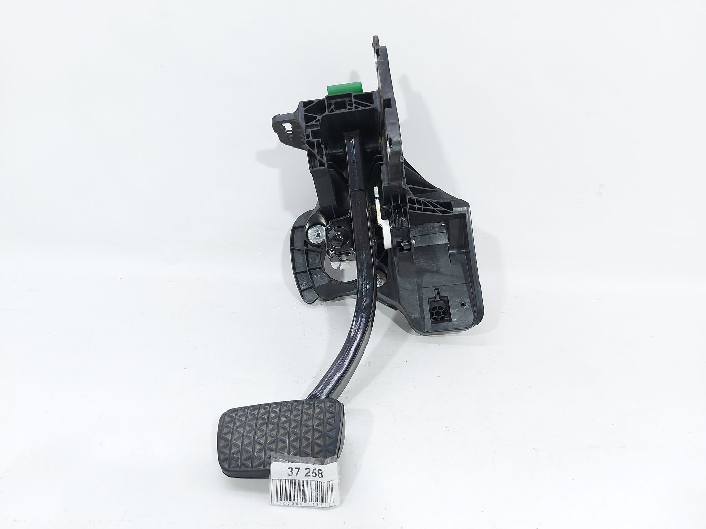 Malibu. Педаль гальма Chevrolet Malibu 2018 84091163 Chevrolet Malibu