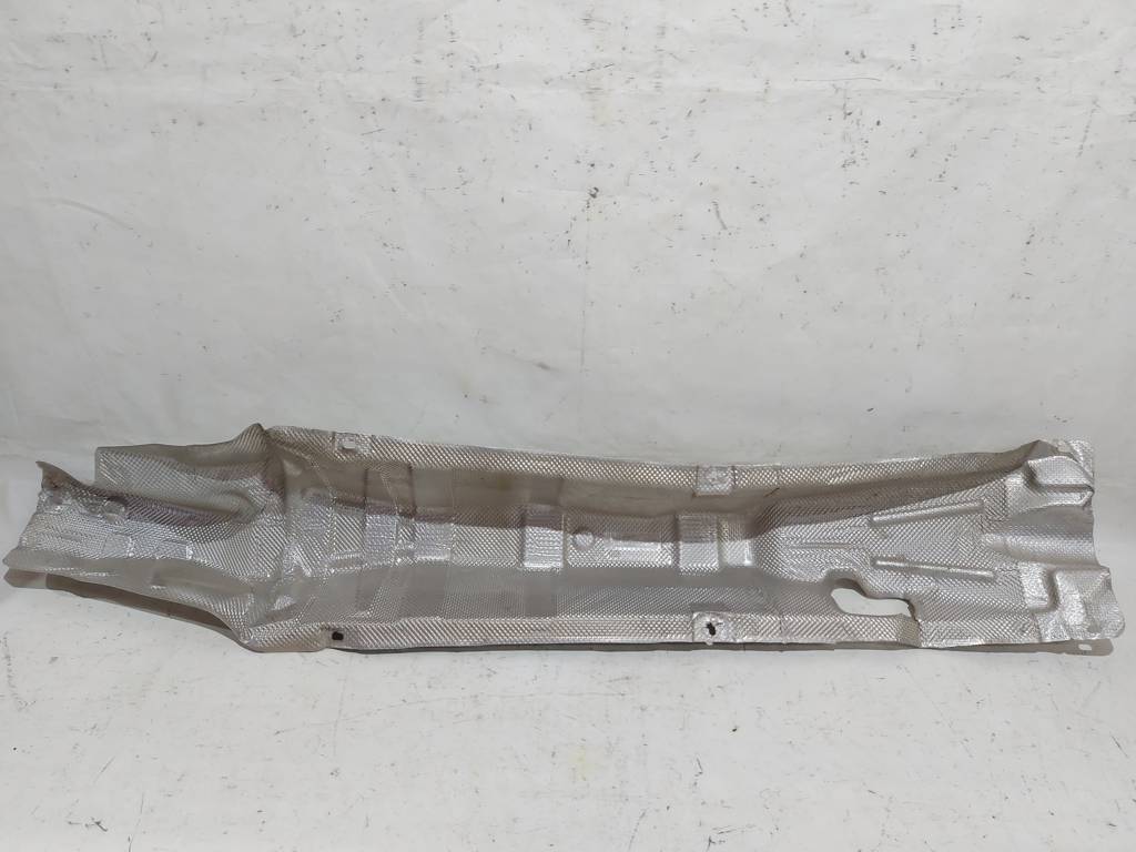 Cruze Термоекран центральний Chevrolet Cruze 2016-2019 39002102 Chevrolet Cruze 2