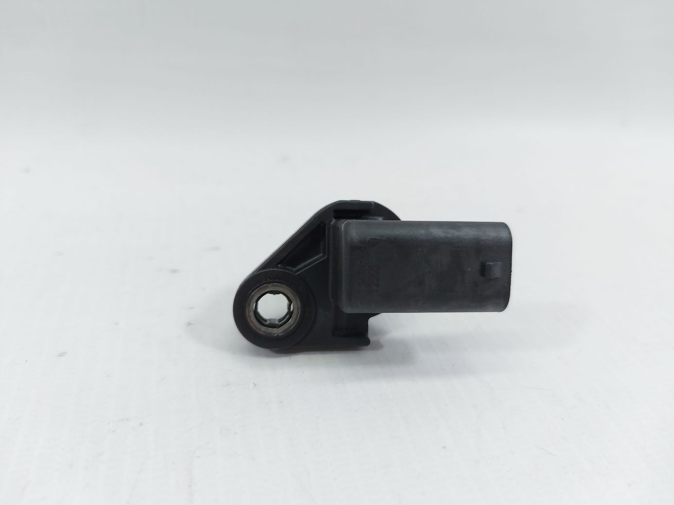 Regal Датчик положення распредвала Buick Regal 2014-2017 12638266 Buick Regal 3