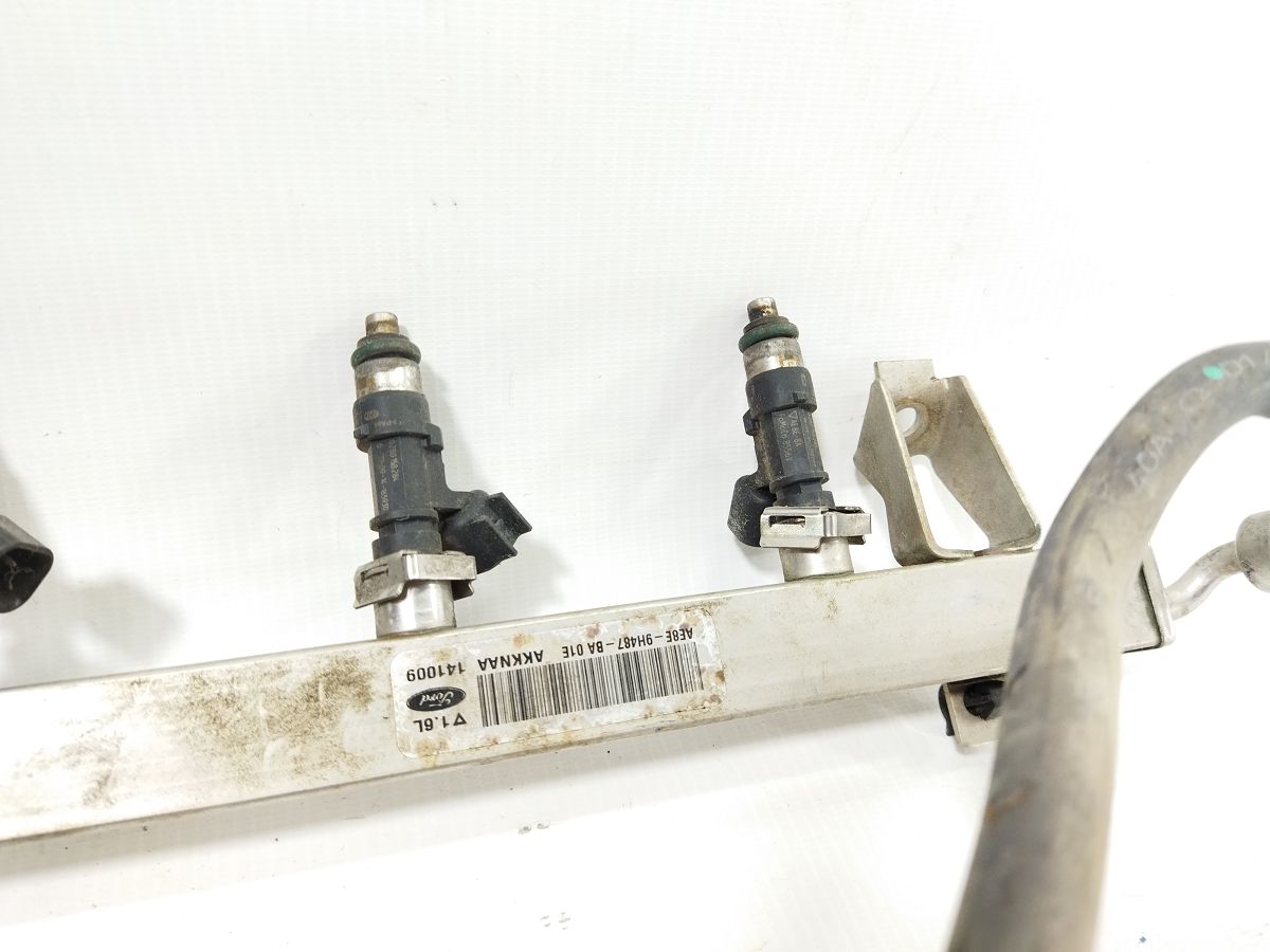 Fiesta Паливна рейка з форсунками Ford Fiesta 2013-2019 BE8Z9D280B Ford Fiesta 3