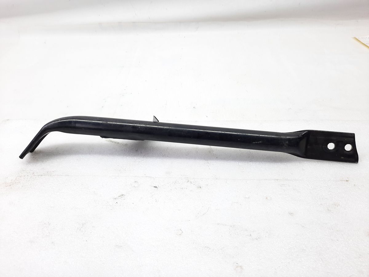 Ats Распорка передних стаканов правая Cadillac ATS 2013-2019 22884503 Cadillac ATS 4