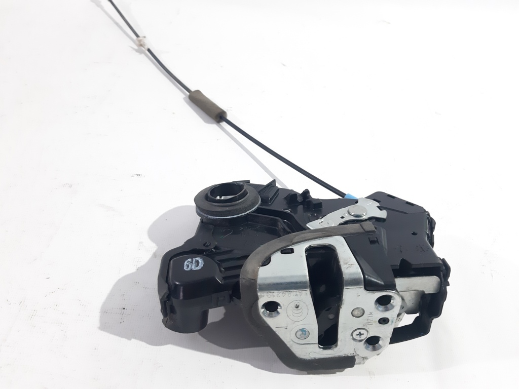 Yaris Замок двері задньої лівої Toyota Yaris 2007-2015 6906052200 Toyota Yaris 2