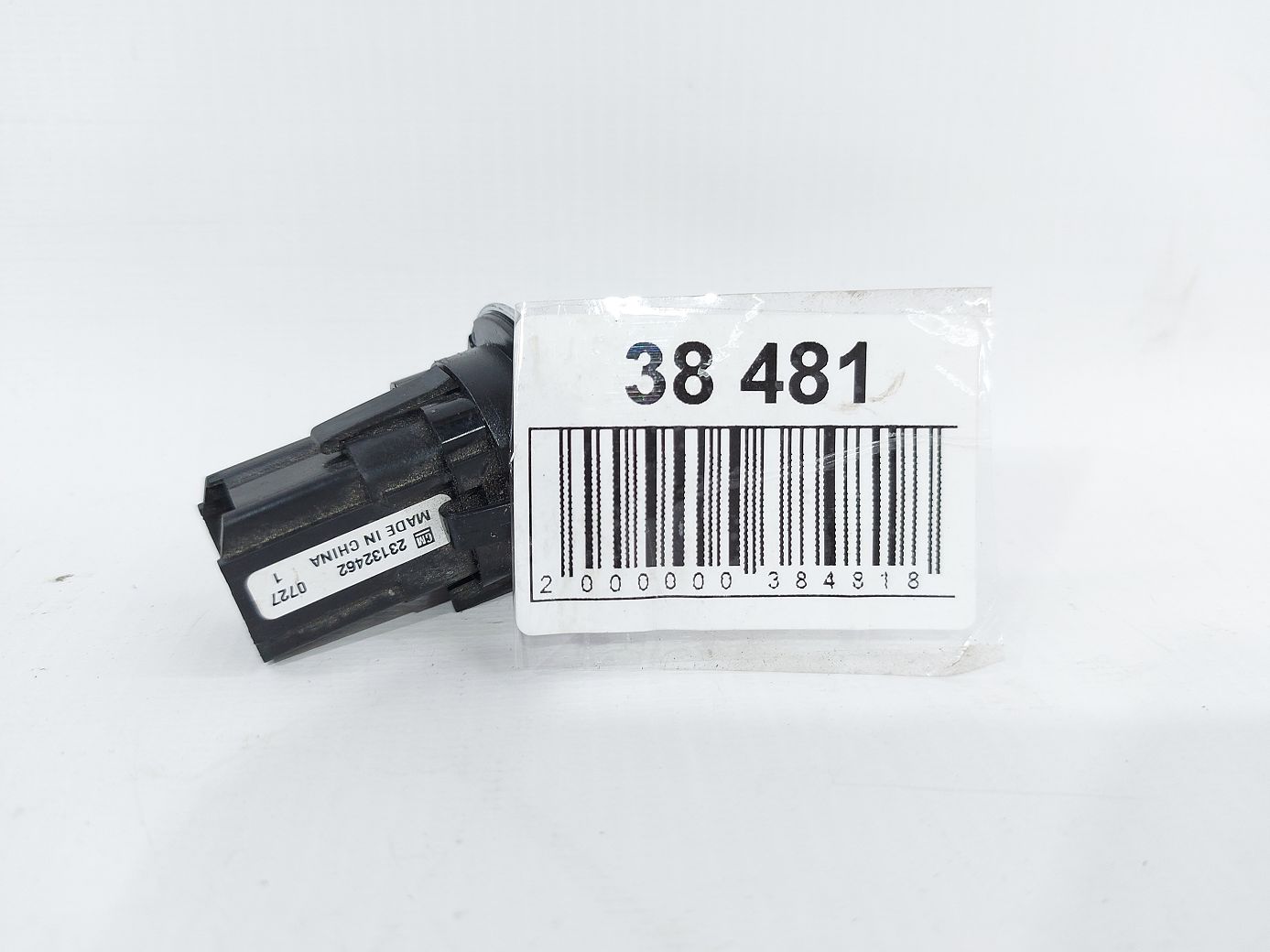 Malibu Кнопка старт-стоп Chevrolet Malibu 2016-2020 84179562 Chevrolet Malibu 10