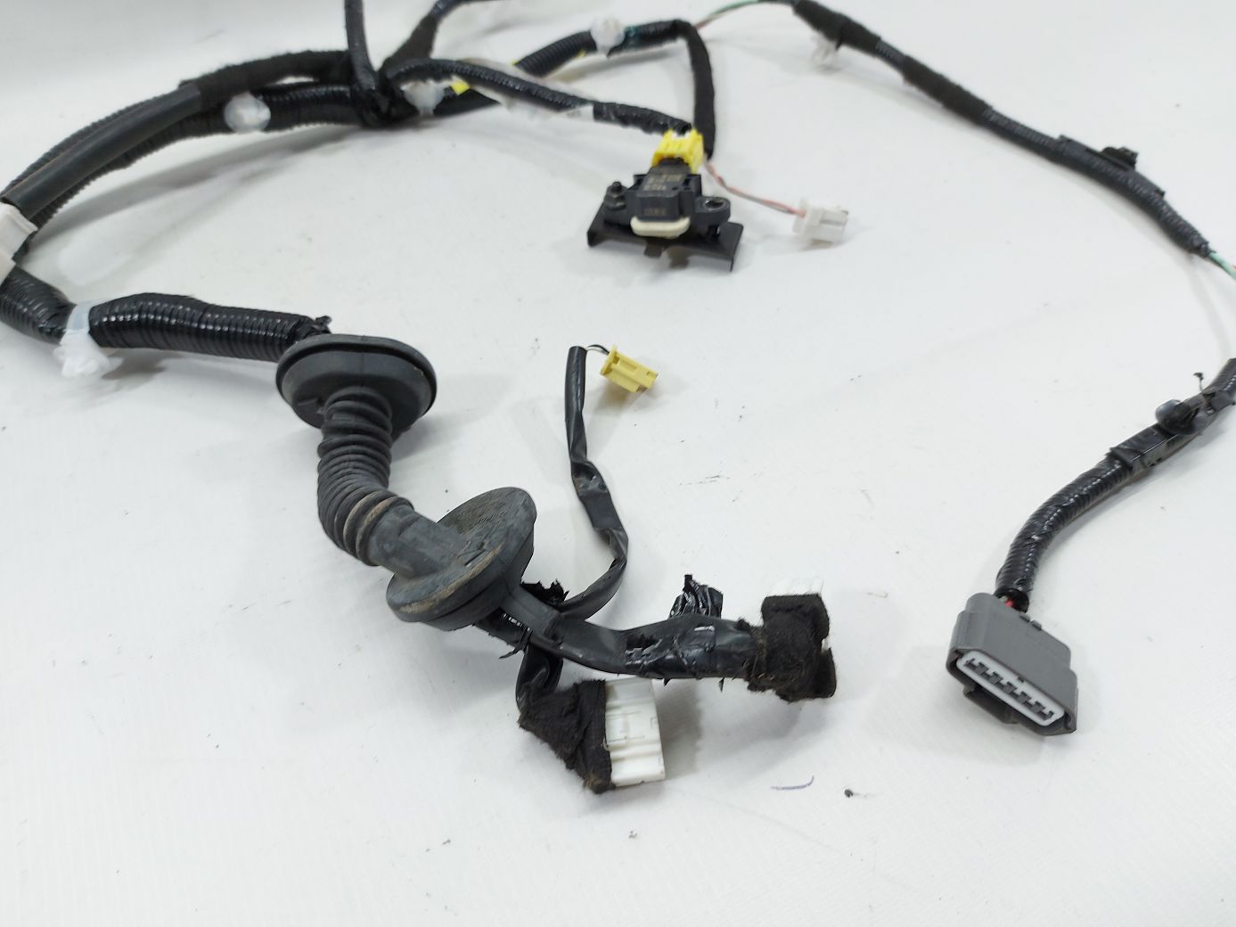 Versa note Проводка двери передней левой Nissan Versa Note 2014-2019 AB1253WC0A Nissan Versa Note 3