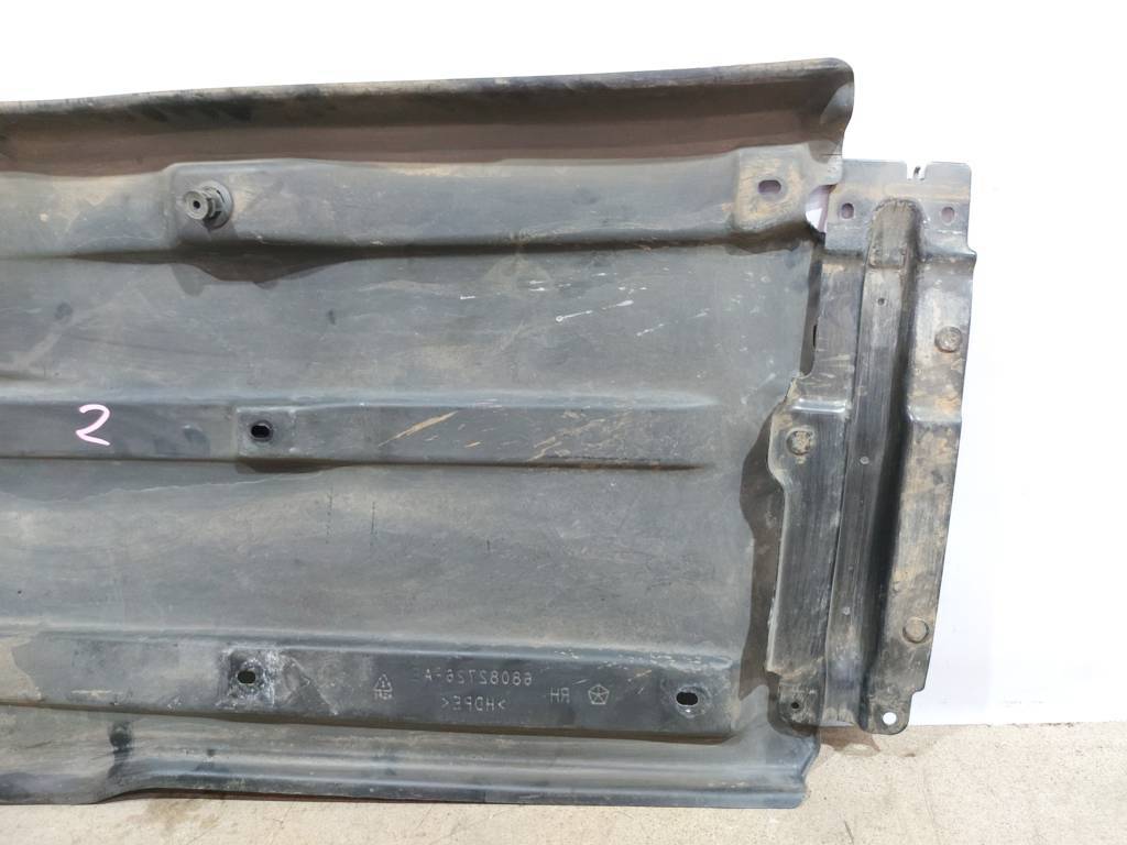 Dart Захист днища центральний правий Dodge Dart 2013-2019 68082726AE Dodge Dart 22