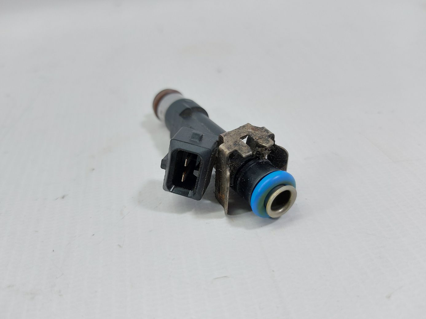 Trax Форсунка топливная Chevrolet Trax 2015-2021 55565970 Chevrolet Trax 2 Trax Форсунка топливная Chevrolet Trax 2015-2021 55565970 Chevrolet Trax 2