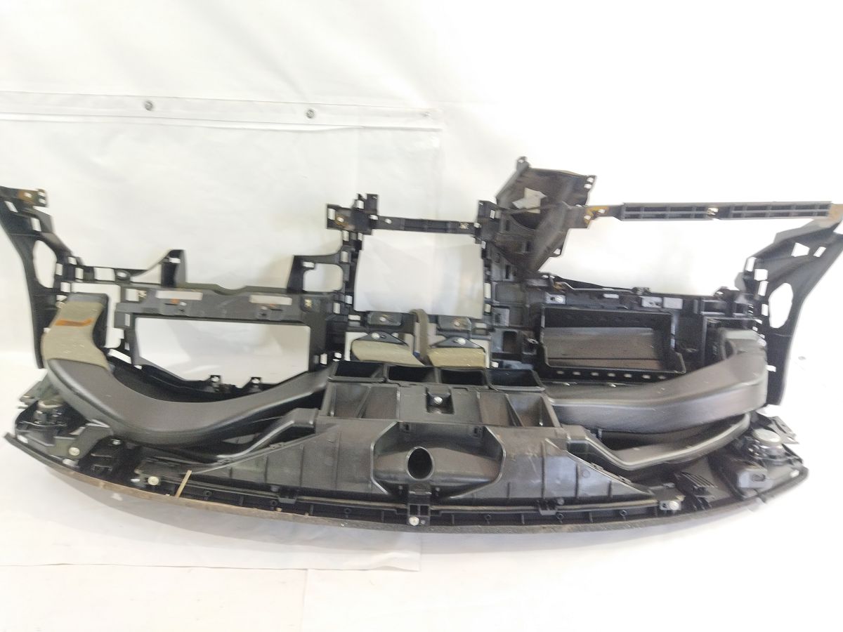 Altima Торпеда гола Nissan Altima 2014-2018 682009HT0A Nissan Altima 12
