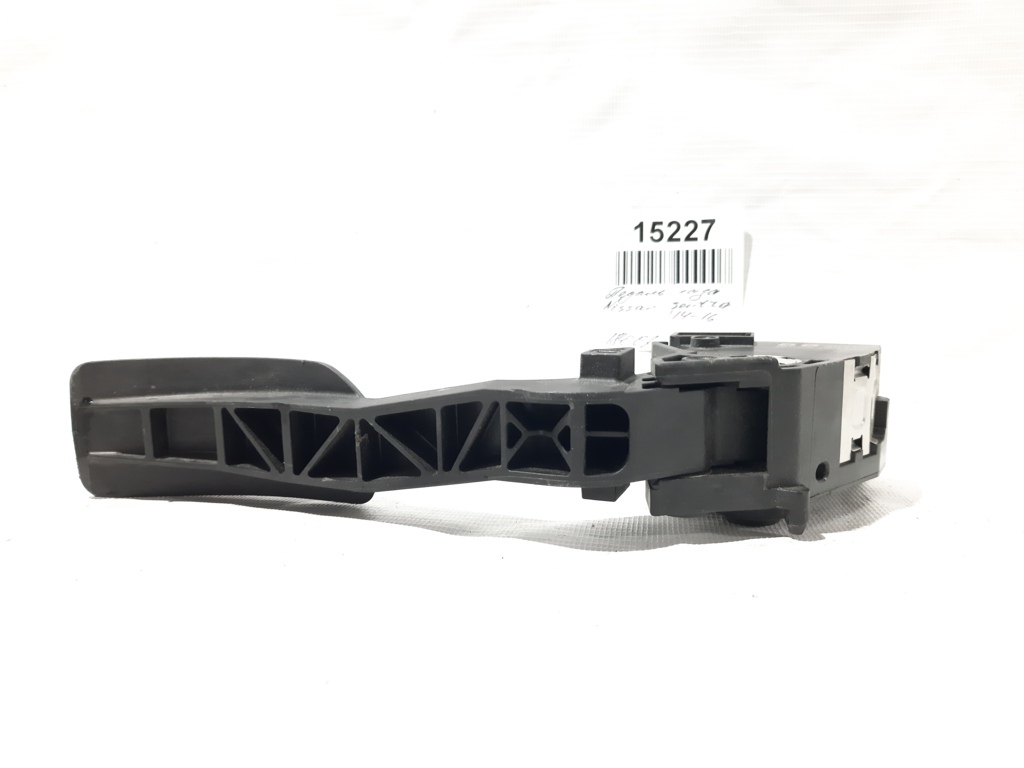 Sentra Педаль газу Nissan Sentra 2014-2016 180023RA0B Nissan Sentra 3