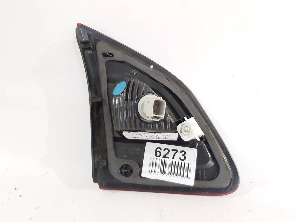 Fiesta sedan Ліхтар кришки багажника правий Ford Fiesta sedan 2011-2013 BE8Z15500A Ford Fiesta sedan 11