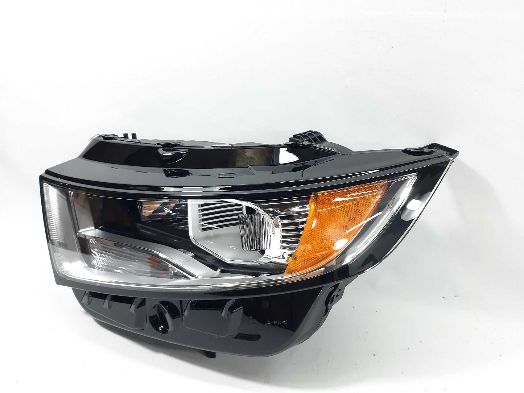 Фары головного света Фара передняя левая Ford Edge 2015-2018 FT4Z-13008-F Ford Edge 3