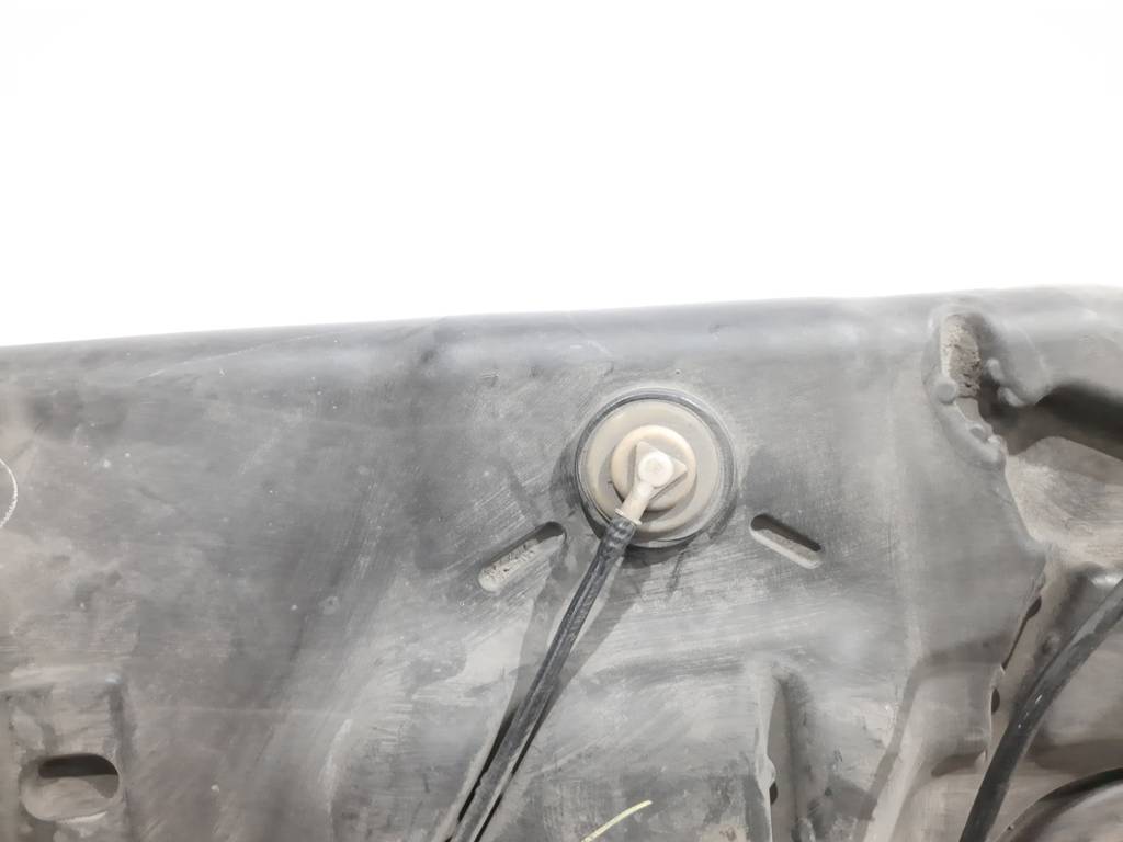 Compass Паливний бак Jeep Compass 2012-2017 68104392AD Jeep Compass 11