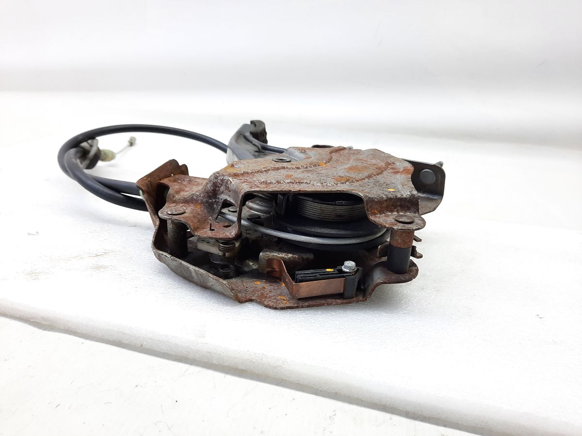 Malibu Педаль стояночного тормоза Chevrolet Malibu 2016-2020 84249775 Chevrolet Malibu 9