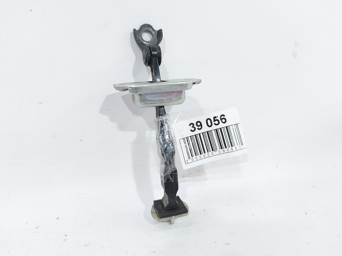 Altima. Обмежувач дверей задньої правої/лівої Nissan Altima 2013-2015 824303TA0A Nissan Altima