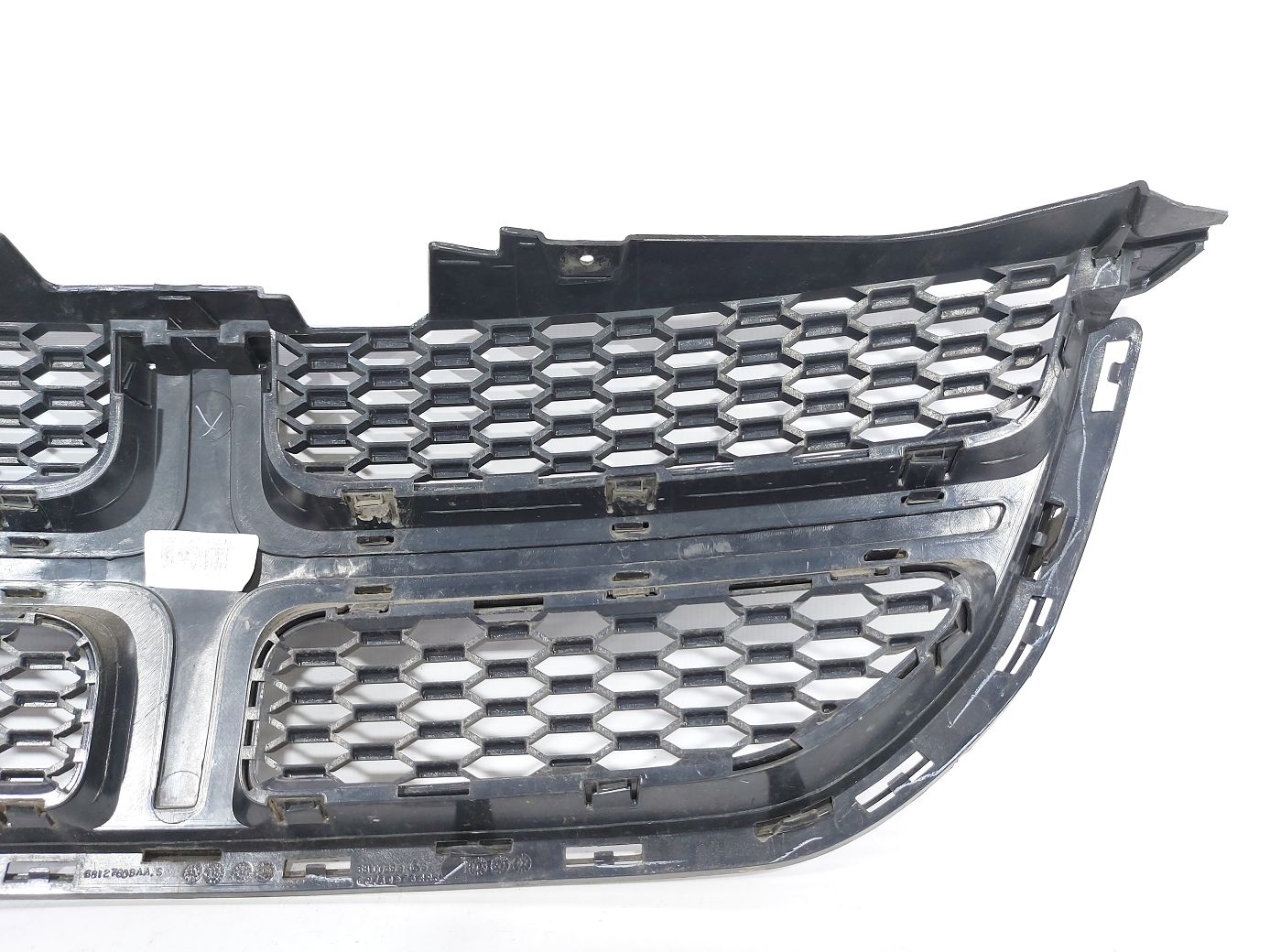 Grand caravan Решітка радіатора верхня Dodge Grand Caravan 2013-2020 68100689AC Dodge Grand Caravan 8