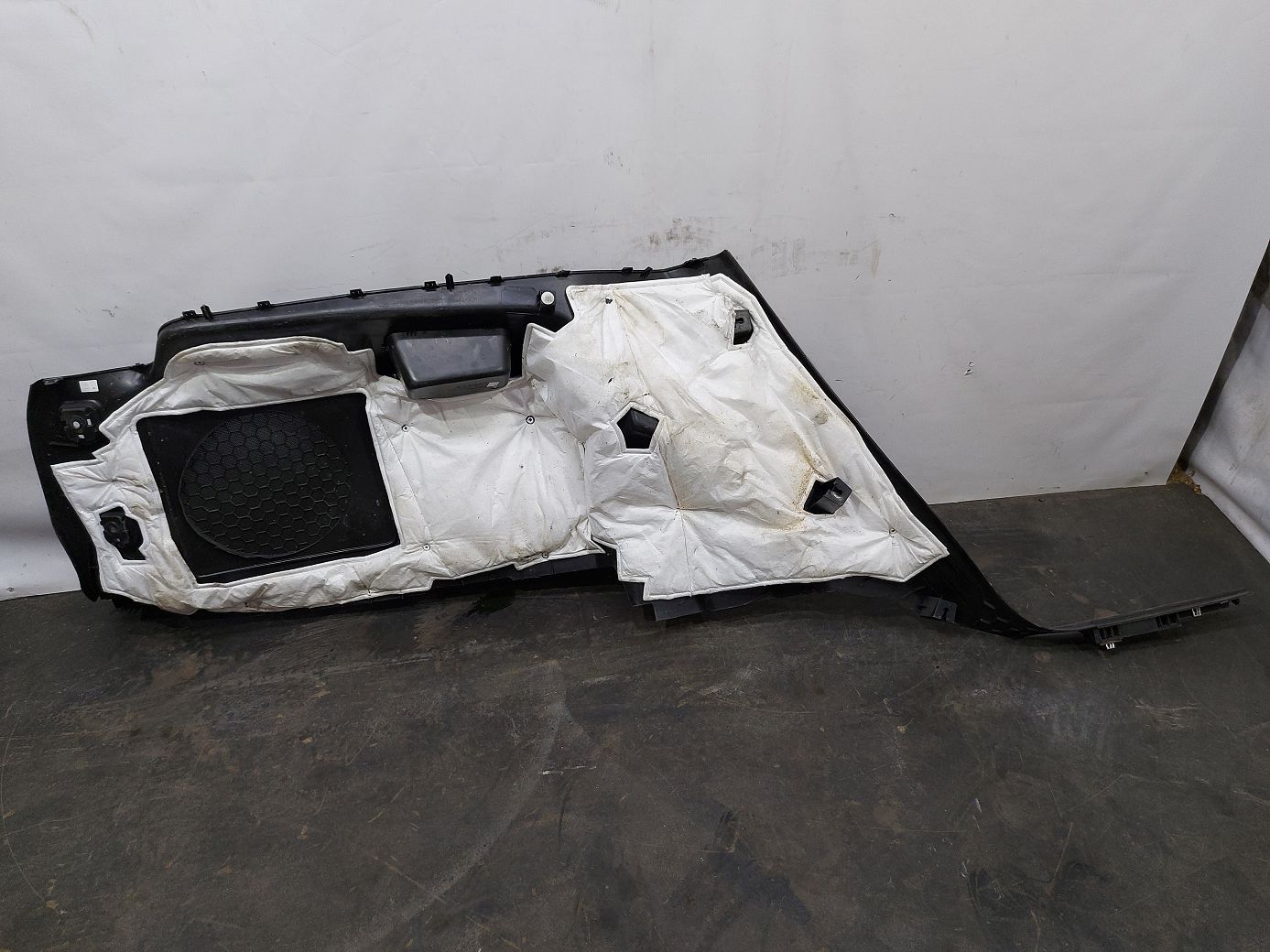 Equinox Обшивка багажного отделения правая нижняя Chevrolet Equinox 2010-2017 22788290 Chevrolet Equinox 5