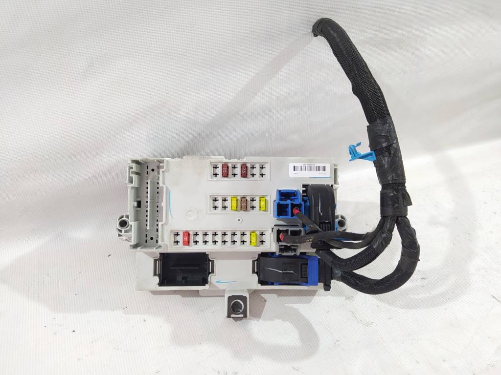 200 Блок управления кузовом Chrysler 200 2015-2017 68145625AJ Chrysler 200 8