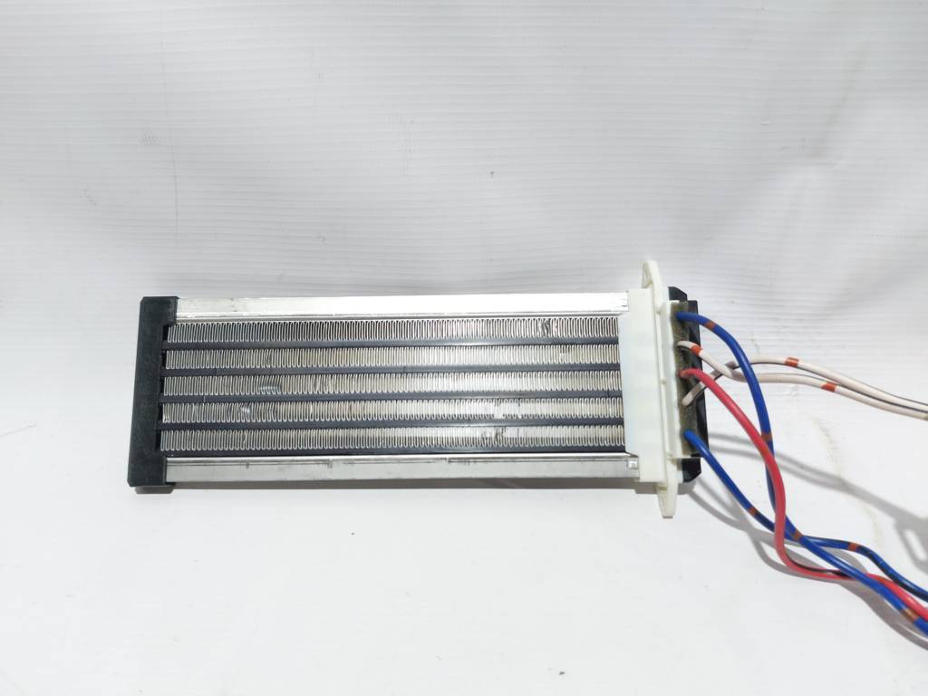 Prius c Реостат пічки Toyota Prius C 2012-2019 8771052090 Toyota Prius C 4