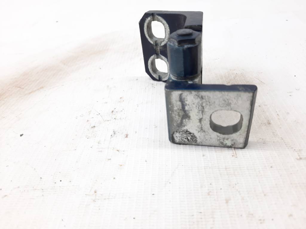 Dart Петля дверей задньої/передньої лівої/правої нижня Dodge Dart 2013-2019 68082440AF Dodge Dart 7