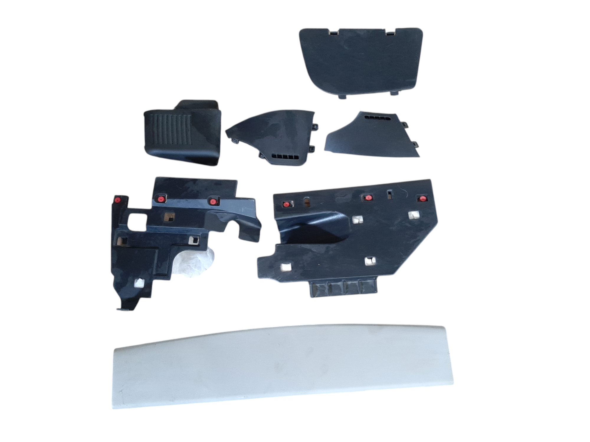 Leaf Обшивки салона Nissan Leaf 2020-2025 Nissan Leaf 10