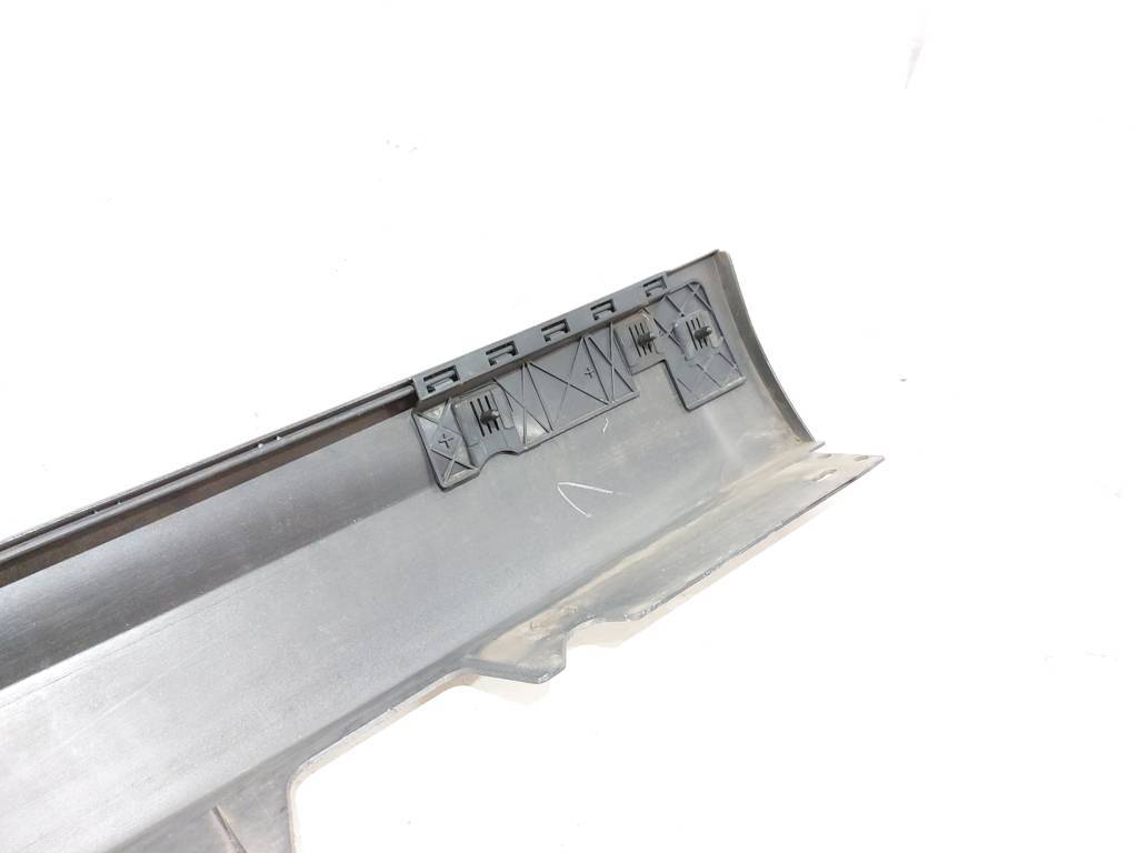 328i xdrive Поріг правий (пластик) BMW 328i xDrive 2006-2012 51778041142 BMW 328i xDrive 6