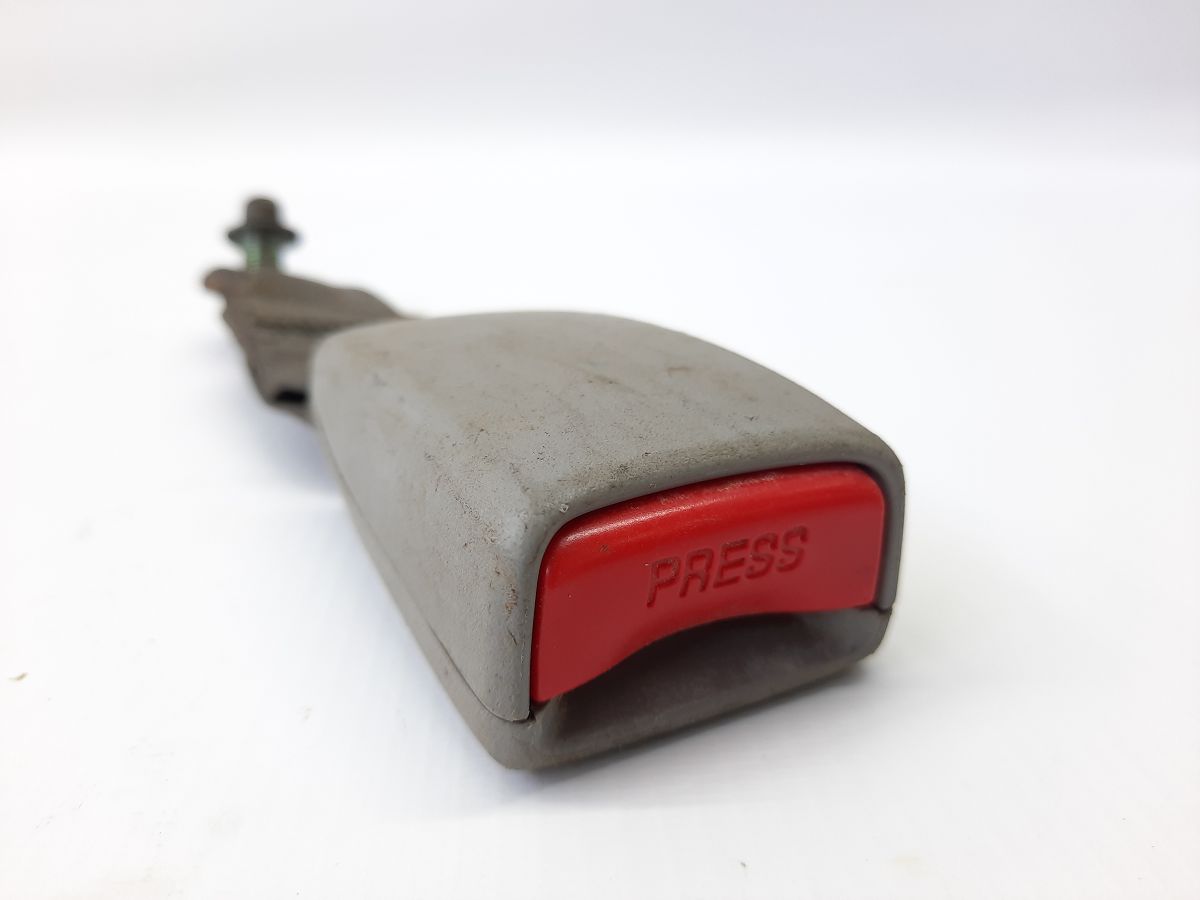 Insight Замок ременя безпеки заднього ряду сидінь лев/прав Honda Insight 2010-2014 04823TM8A00ZB Honda Insight 16