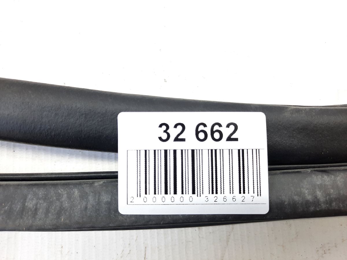 200 limited Ущільнювальна гумка прорізу дверей передньої лівої прави Chrysler 200 Limited 2015-2017 68145007AB Chrysler 200 Limited 5