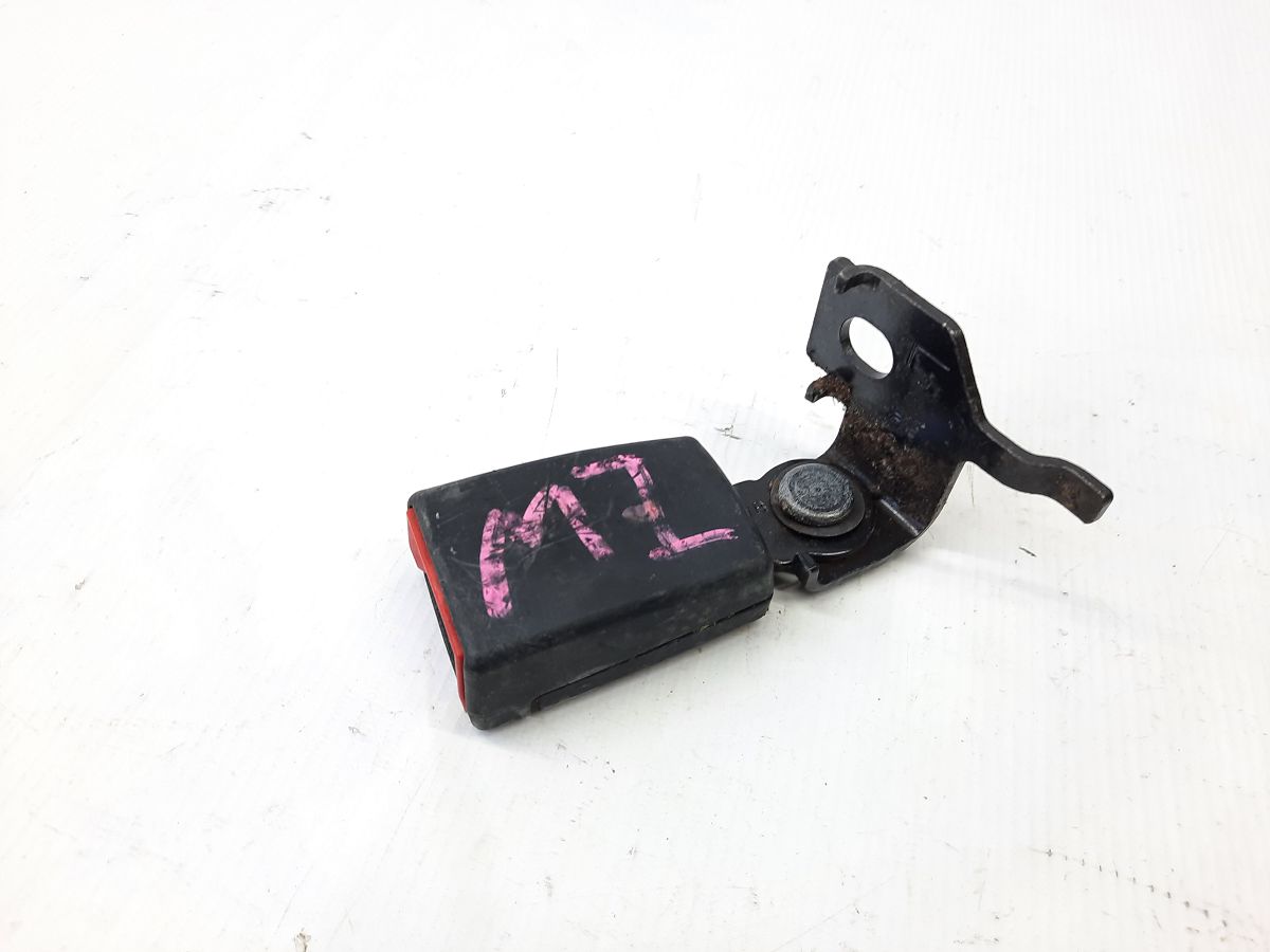 200 limited Замок ременя безпеки задній центр Chrysler 200 Limited 2015-2017 5PQ52DX9AA Chrysler 200 Limited 4