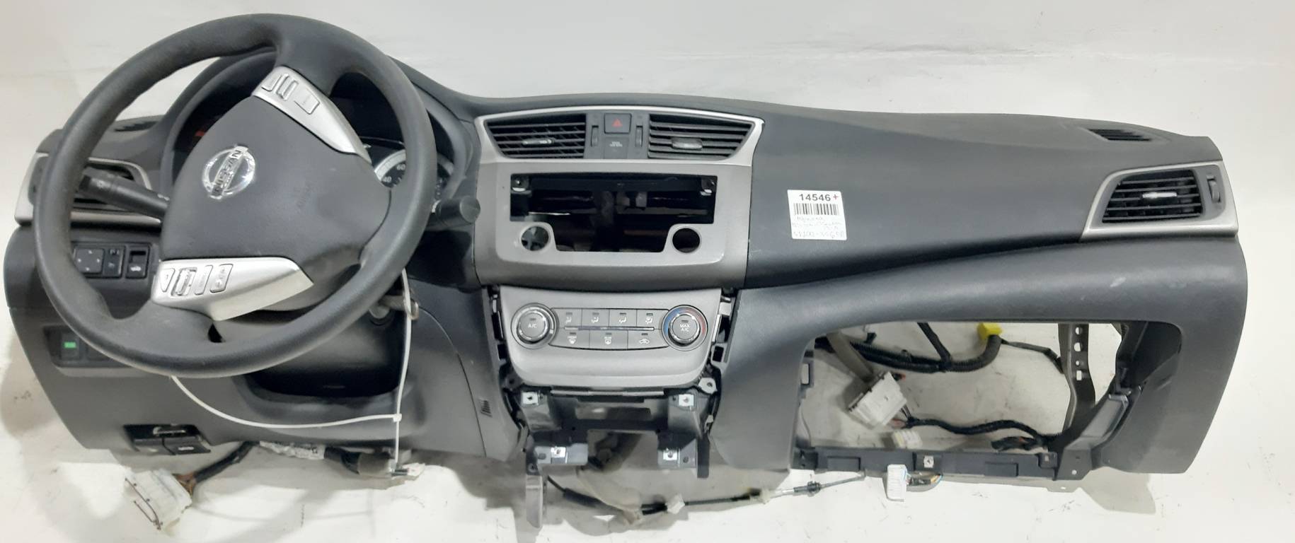 Sentra Торпеда Nissan Sentra 2013-2019 682003SG0A Nissan Sentra 7