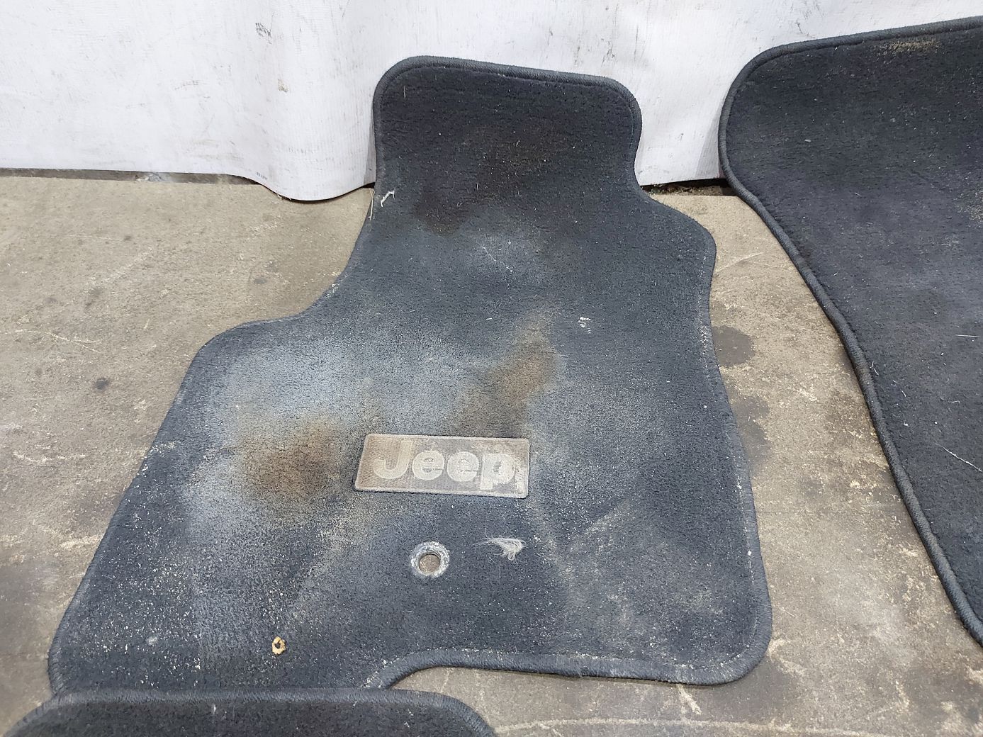 Patriot Коврики салона (к-кт) Jeep Patriot 2012 5SN121DVAA Jeep Patriot 4