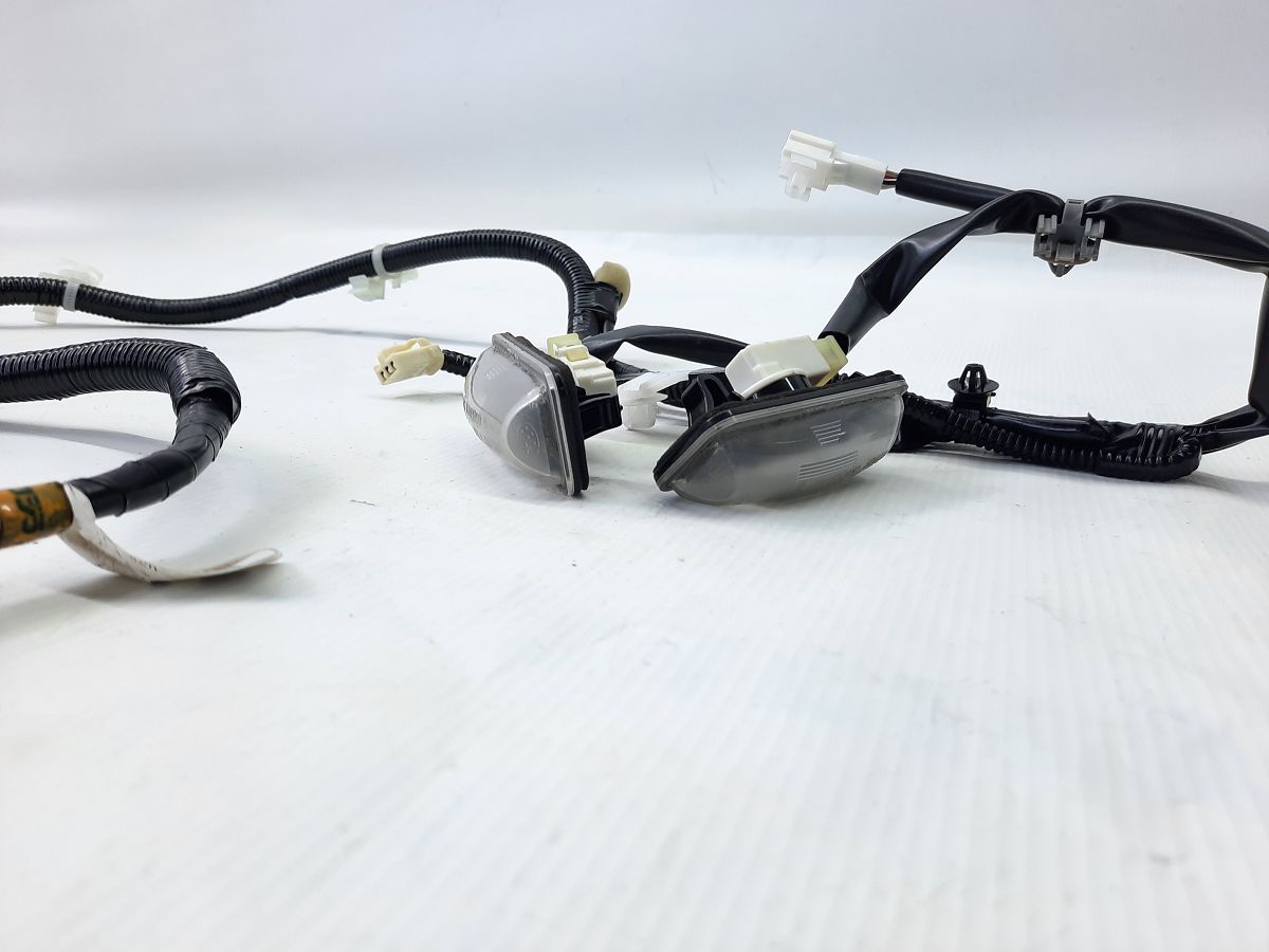 Impreza Проводка крышки багажника Subaru Impreza 2015-2016 81811FJ070 Subaru Impreza 8