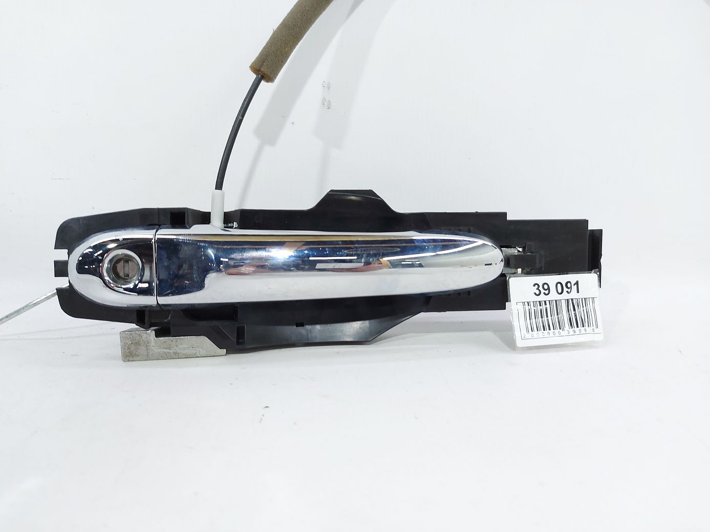 Versa. Ручка дверей передньої лівої зовнішня (хром) Nissan Versa 2013-2017 806409KA0A Nissan Versa