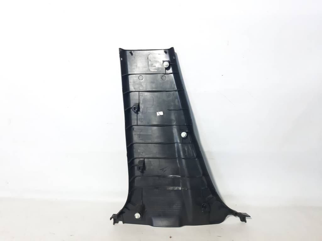 Sentra Обшивка стійки центральна права нижня Nissan Sentra 2013-2019 769153SG0A Nissan Sentra 5