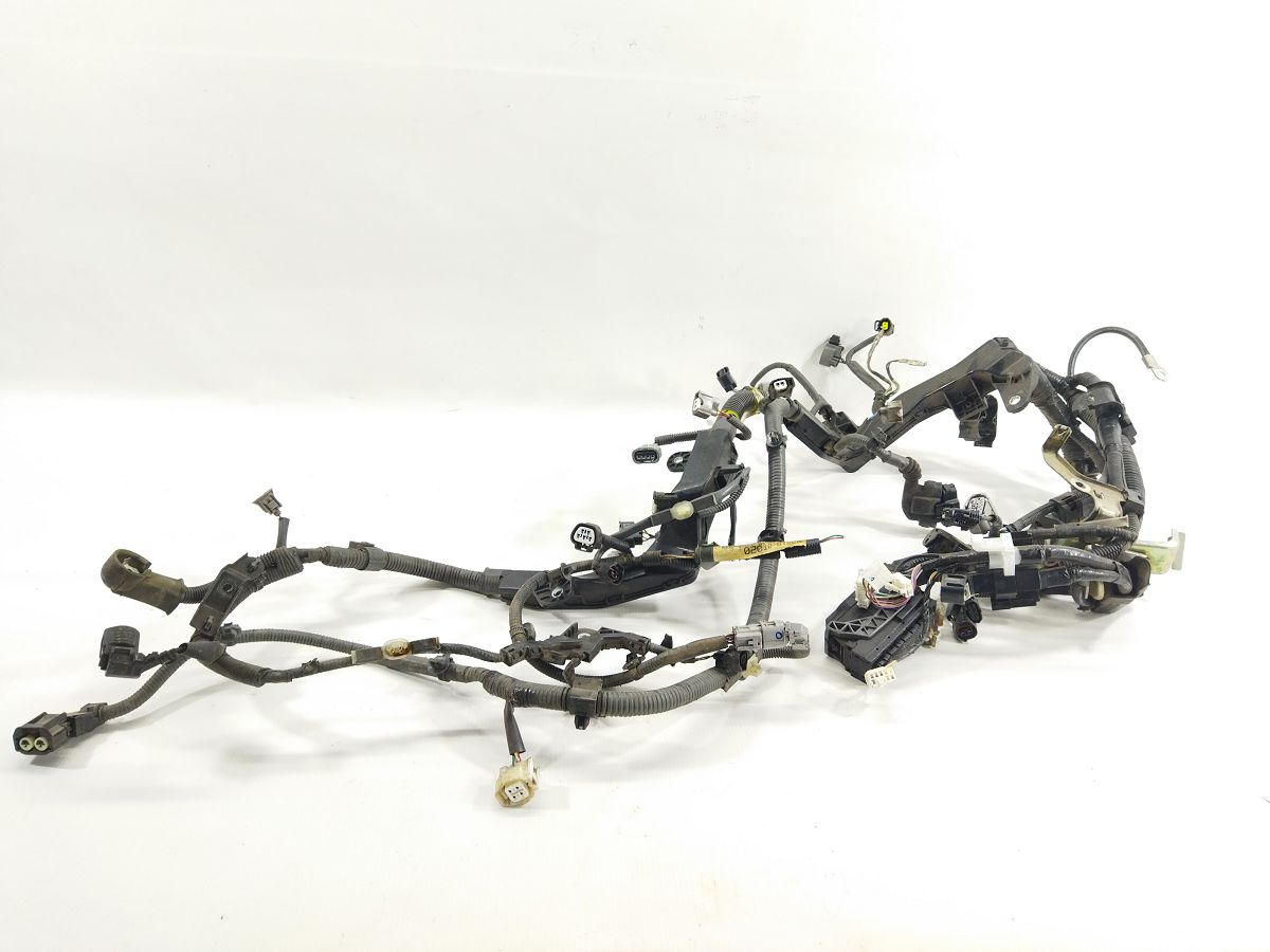 Camry Проводка двигателя (резаная) Toyota Camry 2015-2017 8212106D60 Toyota Camry 1