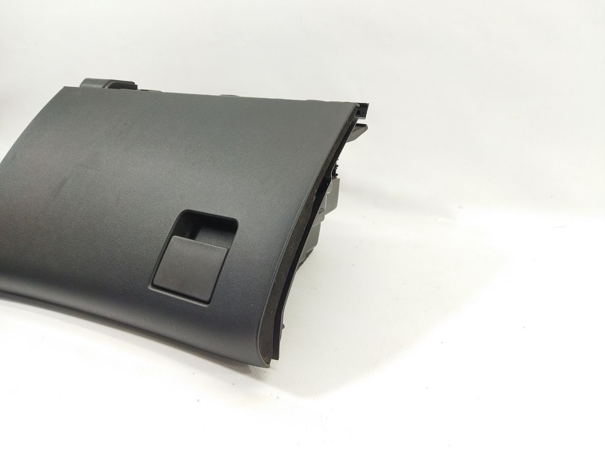 Regal Бардачок Buick Regal 2014-2017 23438258 Buick Regal 3