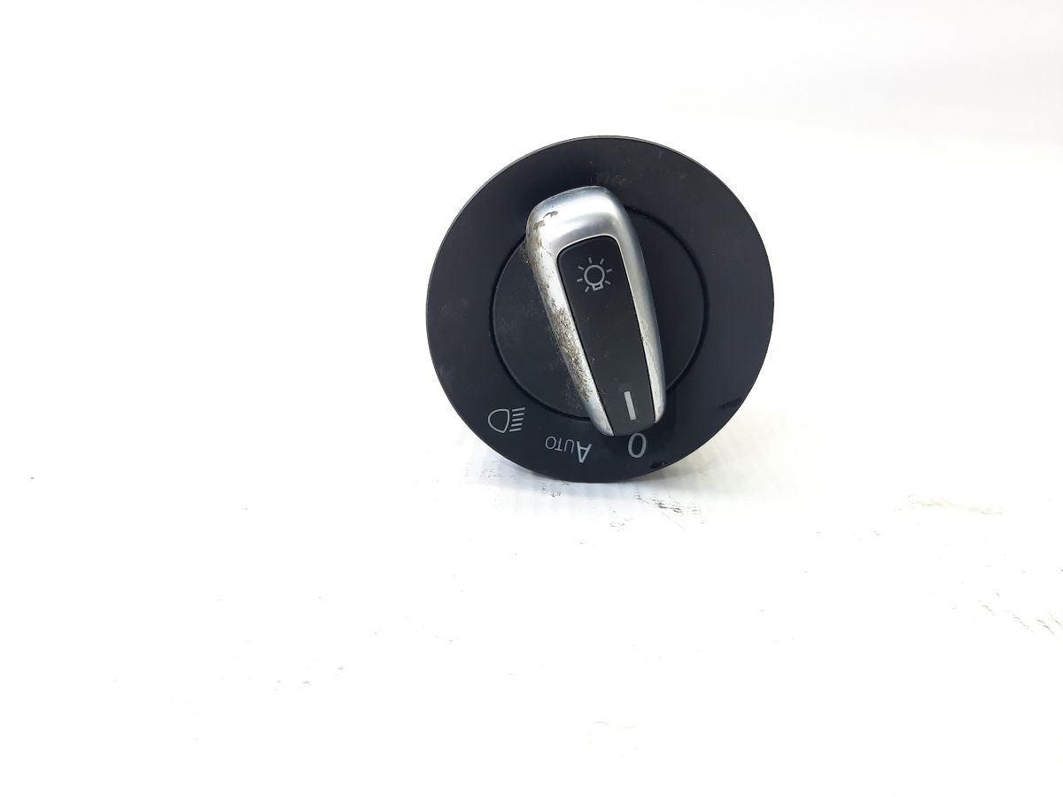 Passat. Перемикач головного світла Volkswagen Passat 2009-2019 3C8941431D Volkswagen Passat