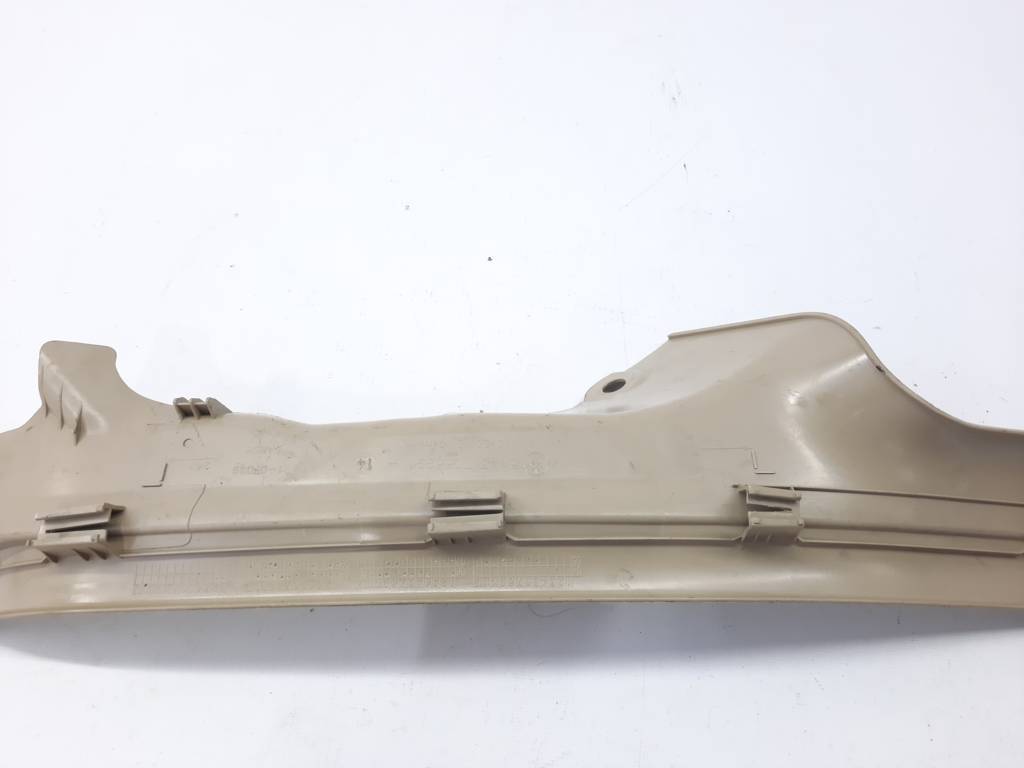 328i xdrive Обшивка заднього порога права BMW 328i xDrive 2006-2012 51477146346 BMW 328i xDrive 4