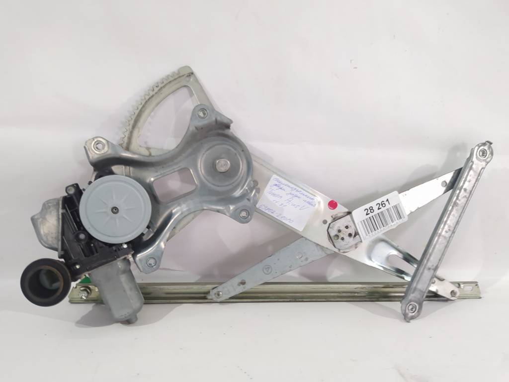 Prius v Стеклоподъемник двери задней\передней левой Toyota Prius V 2012-2017 6980221010 Toyota Prius V 6