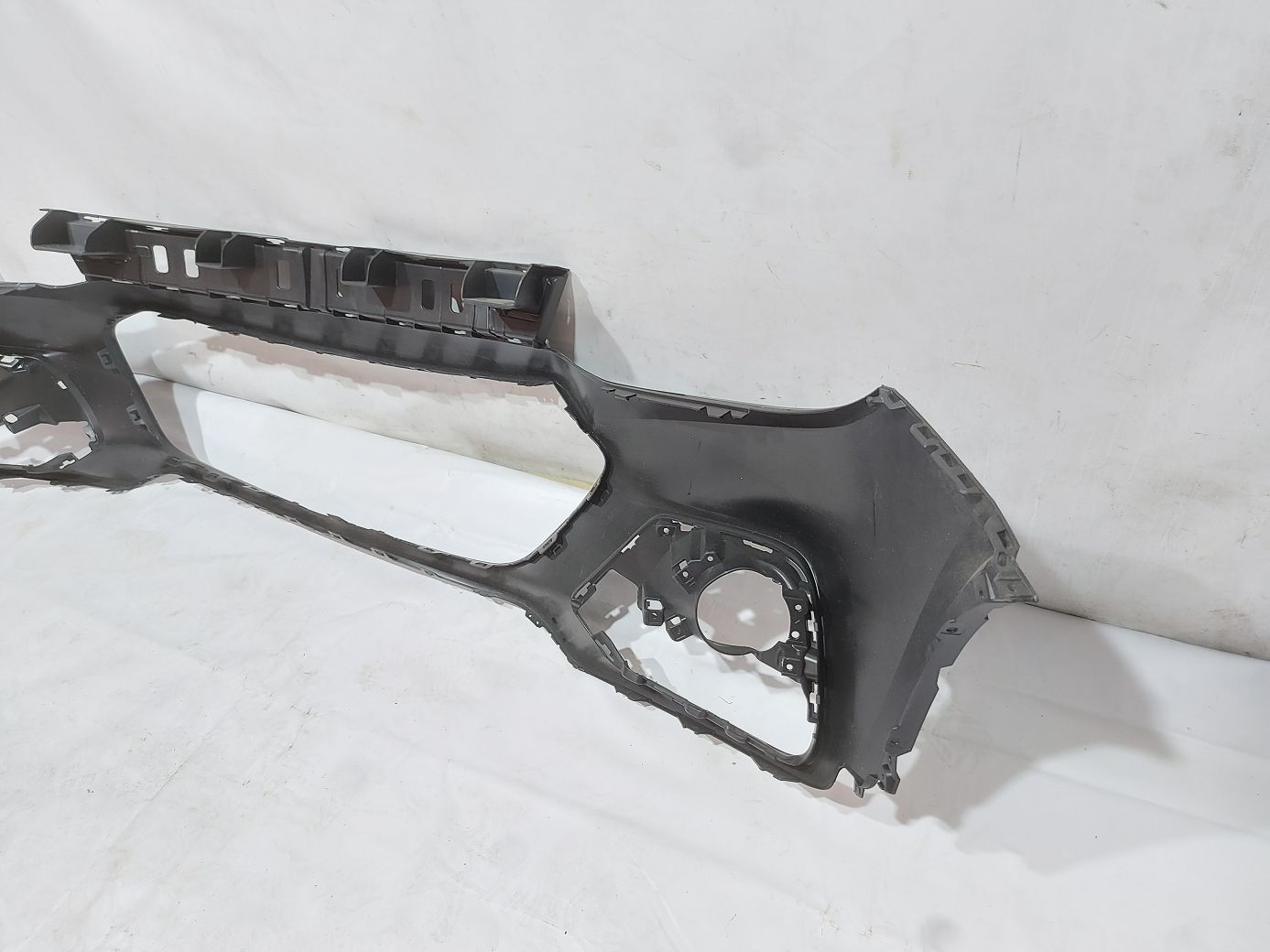 Передні бампери Передній бампер верхній (вм'ятини, тріщина) Chevrolet Trax 2017-2020 42537718 Chevrolet Trax 9