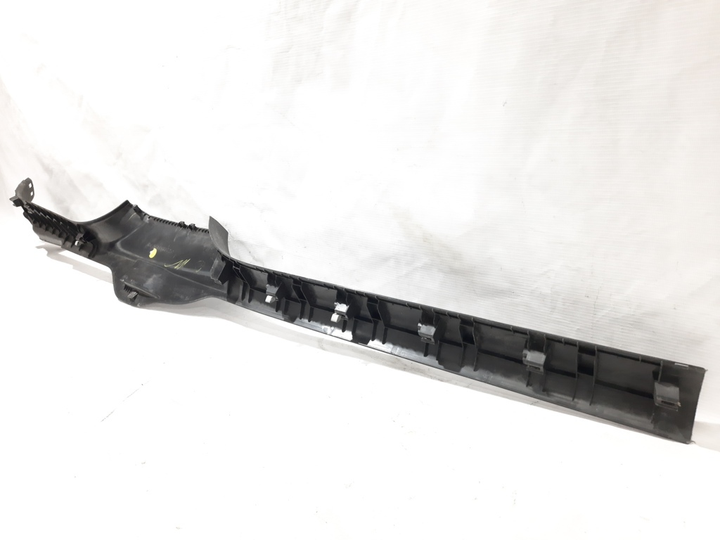 Passat s Обшивка порога внутрішня права Volkswagen Passat S 2012-2019 561853372C82V Volkswagen Passat S 13