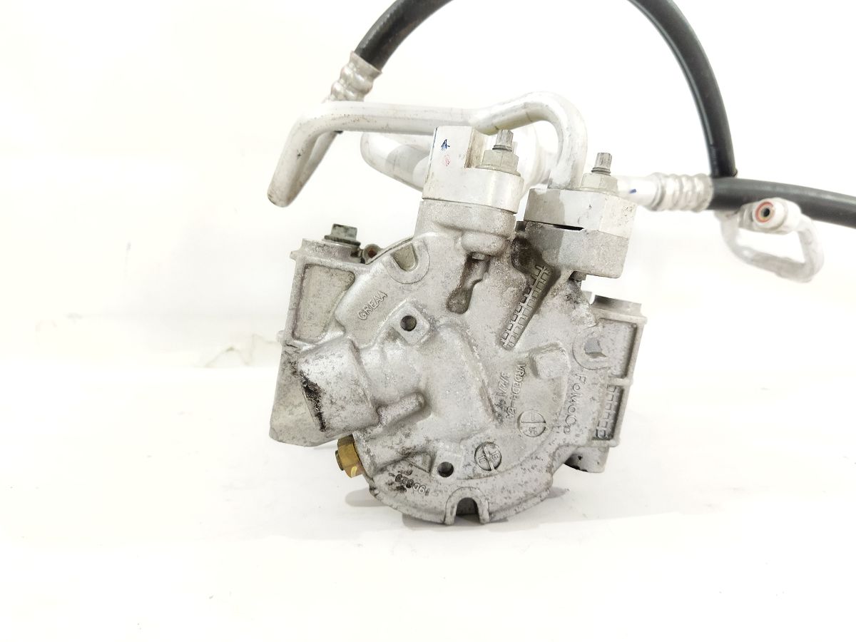 Компресор кондиціонера Ford Fiesta `2014-2017 AV1Z19703K Ford Fiesta 7 Компресор кондиціонера Ford Fiesta `2014-2017 AV1Z19703K Ford Fiesta 7