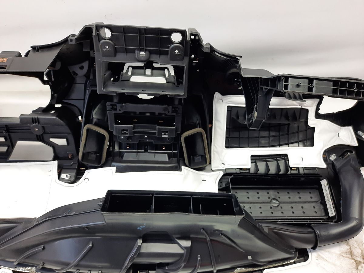 Equinox Торпеда Chevrolet Equinox 2010-2017 23286064 Chevrolet Equinox 30