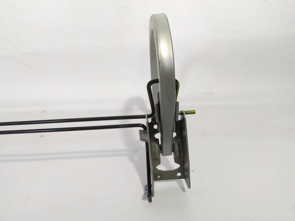 Dart Петля крышки багажника правая Dodge Dart 2013-2016 68082012AH Dodge Dart 22