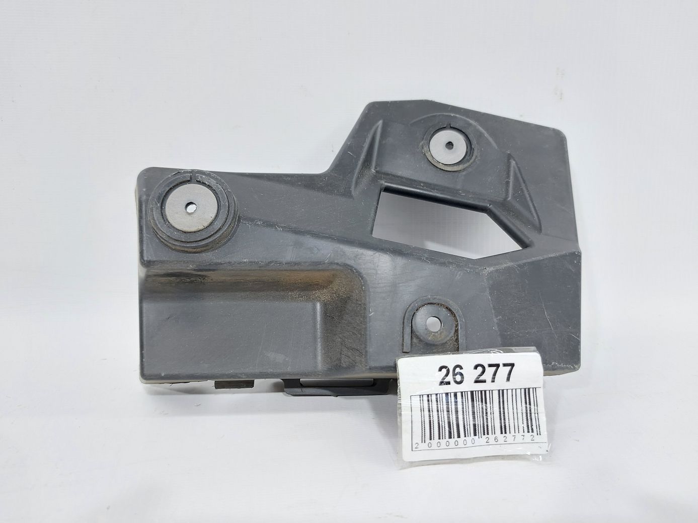 Volt Кріплення бампера заднього праве верхнє Chevrolet Volt 2011-2015 22793094 Chevrolet Volt 4