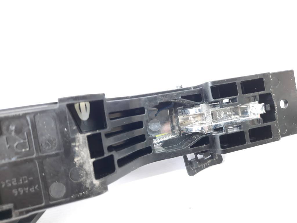 Sentra Ручка дверей передньої/задньої правої/лівої зовнішня (хром) Nissan Sentra 2013-2019 826409N00A Nissan Sentra 28