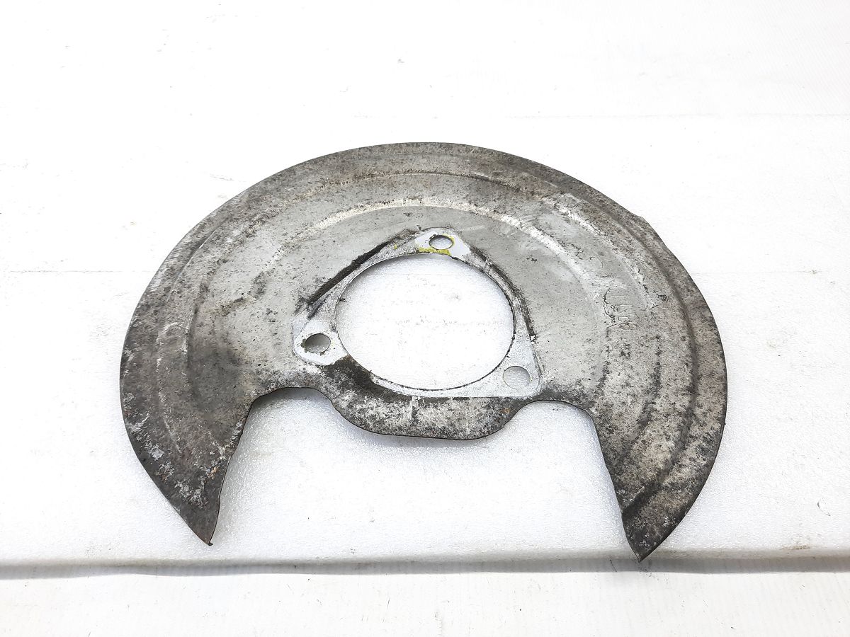 Malibu. Пильовик гальмівного диска заднього правого Chevrolet Malibu 2016-2021 23456522 Chevrolet Malibu