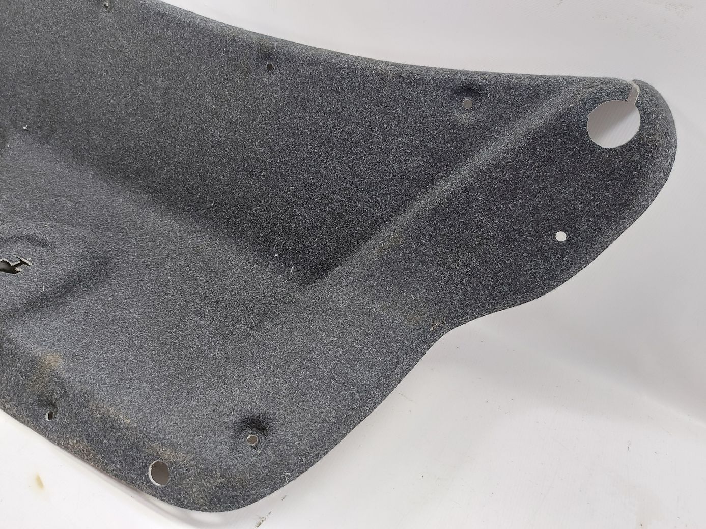 Malibu Обшивка крышки багажника Chevrolet Malibu 2013-2015 23157000 Chevrolet Malibu 2