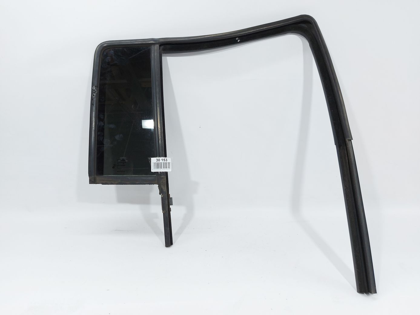 Patriot. Направляющая резинка стекла (форточка) двери задней правой Jeep Patriot 2007-2017 5067772AD Jeep Patriot