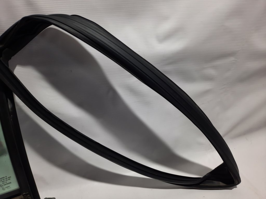 Volt Скло двері передньої лівої Chevrolet Volt 2011-2015 22906079 Chevrolet Volt 3 Volt Скло двері передньої лівої Chevrolet Volt 2011-2015 22906079 Chevrolet Volt 3