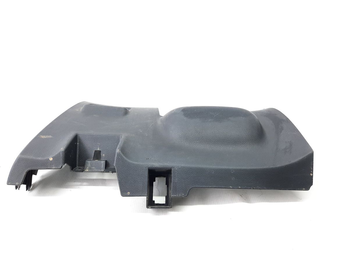 Sentra Накладка торпеди нижня ліва Nissan Sentra 2013-2017 689623SG0A Nissan Sentra 2